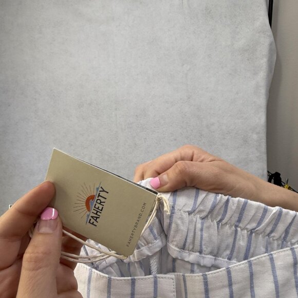 Faherty Pants Womens Large White Blue Stripe Linen Blend Wide Leg NWT WBS2228-PR - Picture 5 of 13